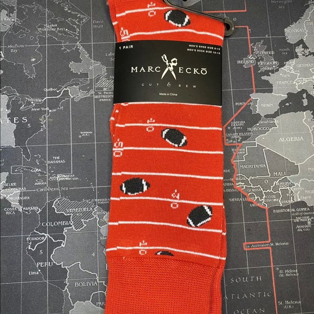 Marc Ecko Mens Novelty Socks Size 10-13 Football